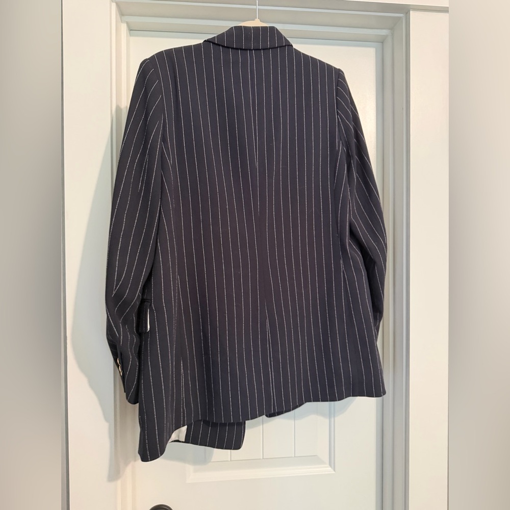 H&M Navy Pinstripe Blazer with Gold Buttons - Picture 4 of 6